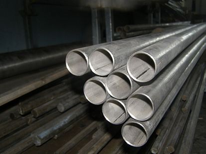 Труба титановая ВТ1-0 32х2 мм