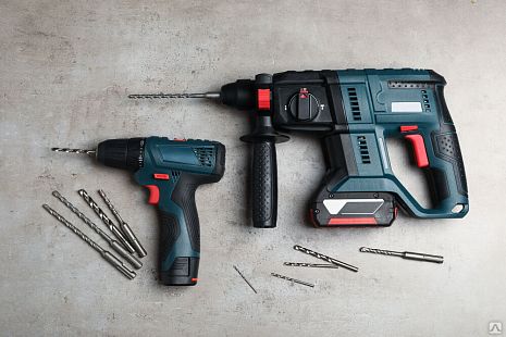 Дрель аккумуляторная безударная MAKITA DF001GZ (40V, 140 Нм, без акб и зу)
